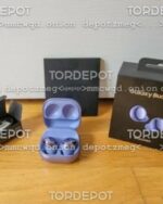 Galaxy Buds Pro violet